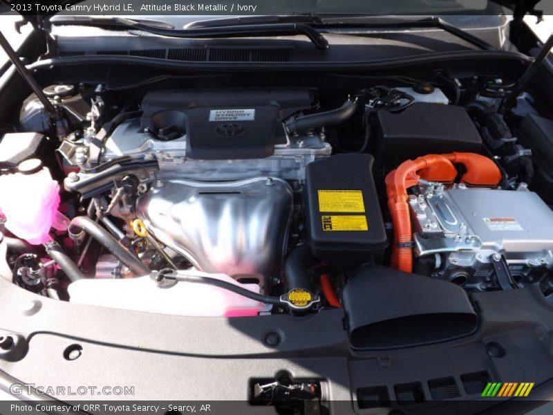 Attitude Black Metallic / Ivory 2013 Toyota Camry Hybrid LE