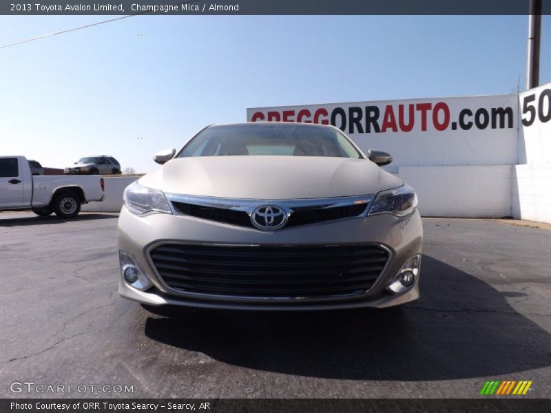 Champagne Mica / Almond 2013 Toyota Avalon Limited