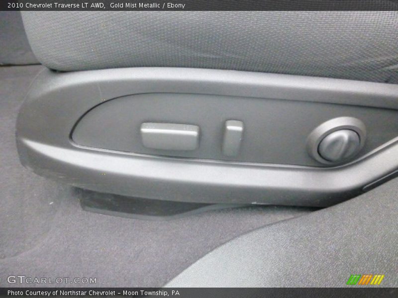 Gold Mist Metallic / Ebony 2010 Chevrolet Traverse LT AWD