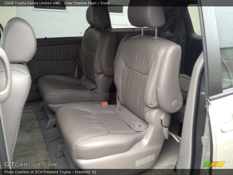 Silver Shadow Pearl / Stone 2008 Toyota Sienna Limited AWD