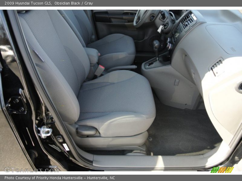 Obsidian Black / Gray 2009 Hyundai Tucson GLS