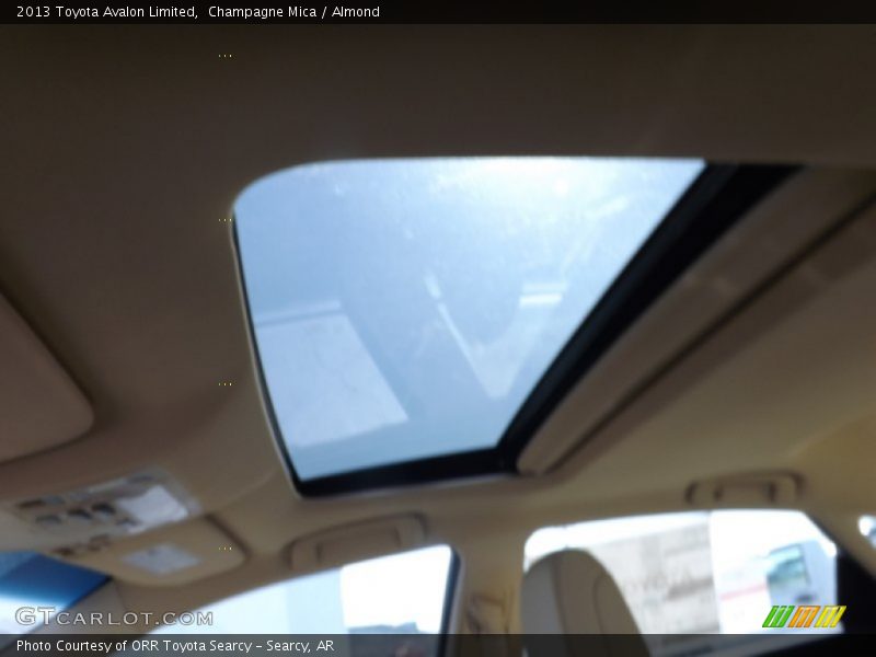 Champagne Mica / Almond 2013 Toyota Avalon Limited