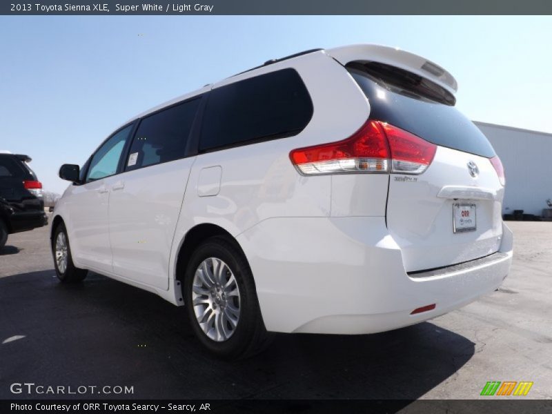 Super White / Light Gray 2013 Toyota Sienna XLE