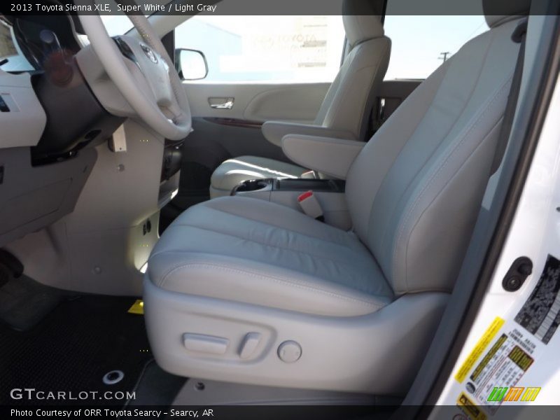 Super White / Light Gray 2013 Toyota Sienna XLE