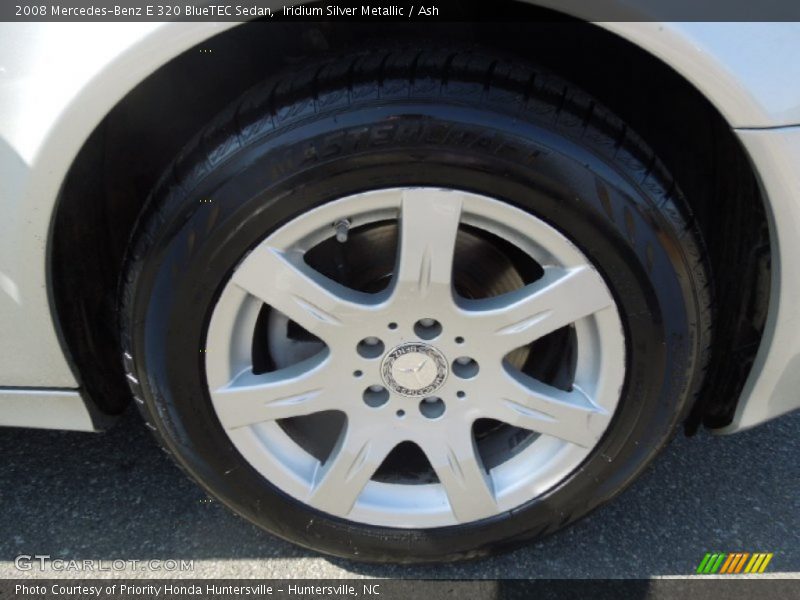  2008 E 320 BlueTEC Sedan Wheel