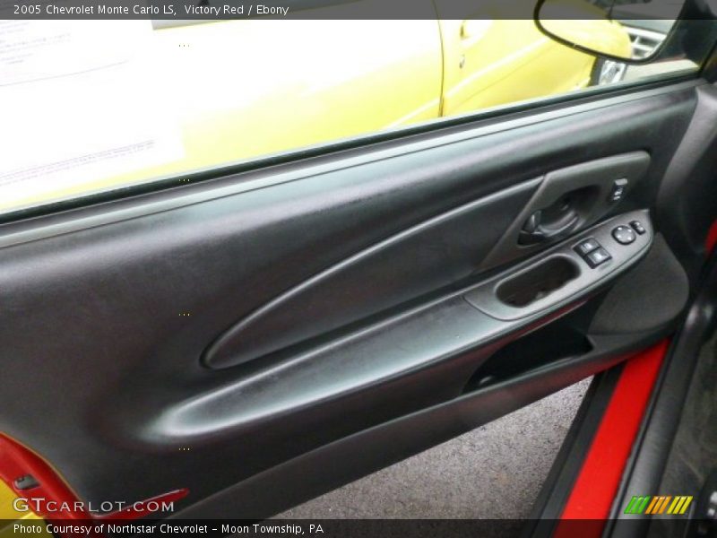 Victory Red / Ebony 2005 Chevrolet Monte Carlo LS