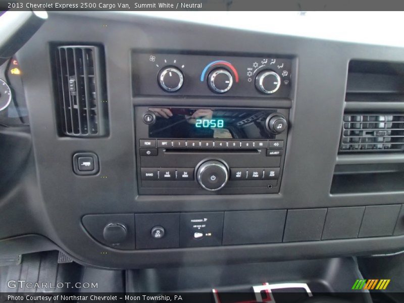 Summit White / Neutral 2013 Chevrolet Express 2500 Cargo Van