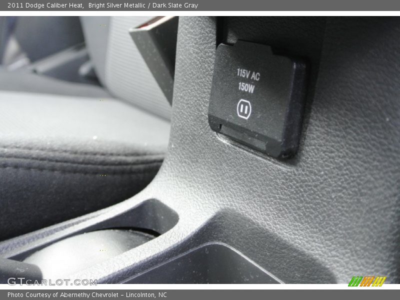Bright Silver Metallic / Dark Slate Gray 2011 Dodge Caliber Heat