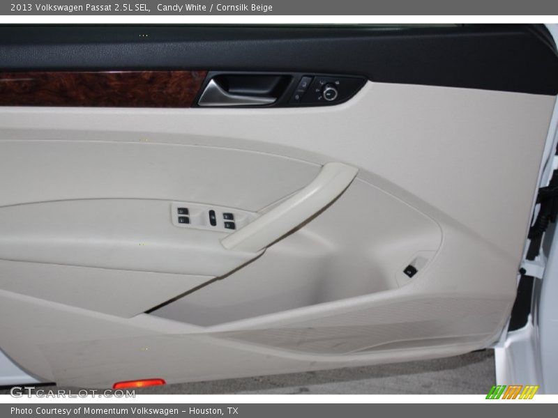 Candy White / Cornsilk Beige 2013 Volkswagen Passat 2.5L SEL