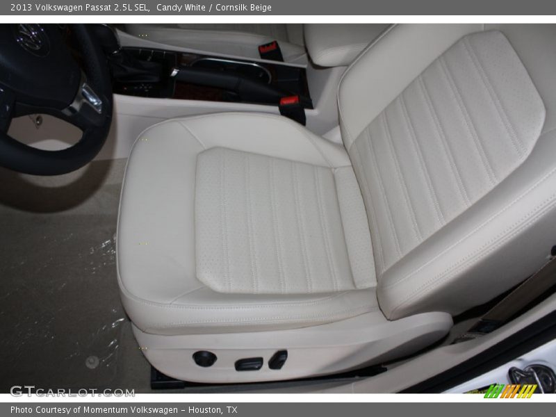 Candy White / Cornsilk Beige 2013 Volkswagen Passat 2.5L SEL