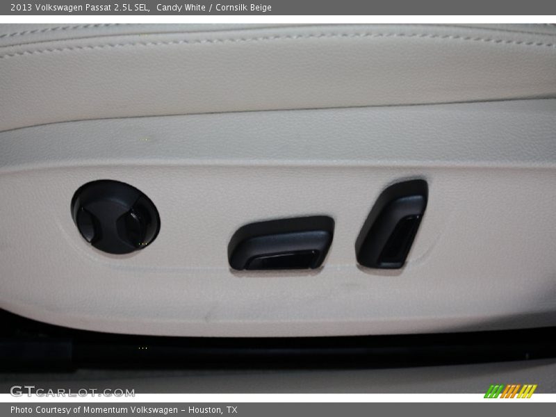 Candy White / Cornsilk Beige 2013 Volkswagen Passat 2.5L SEL