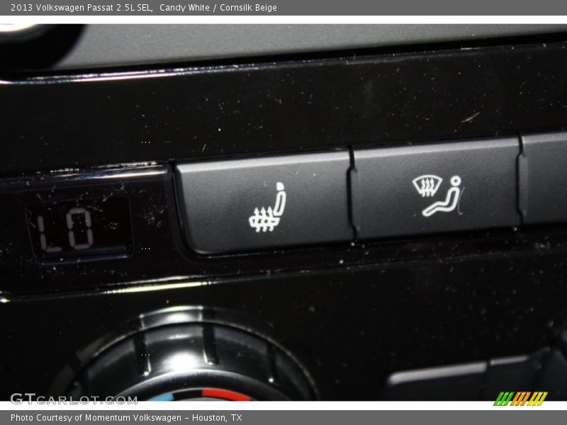 Candy White / Cornsilk Beige 2013 Volkswagen Passat 2.5L SEL