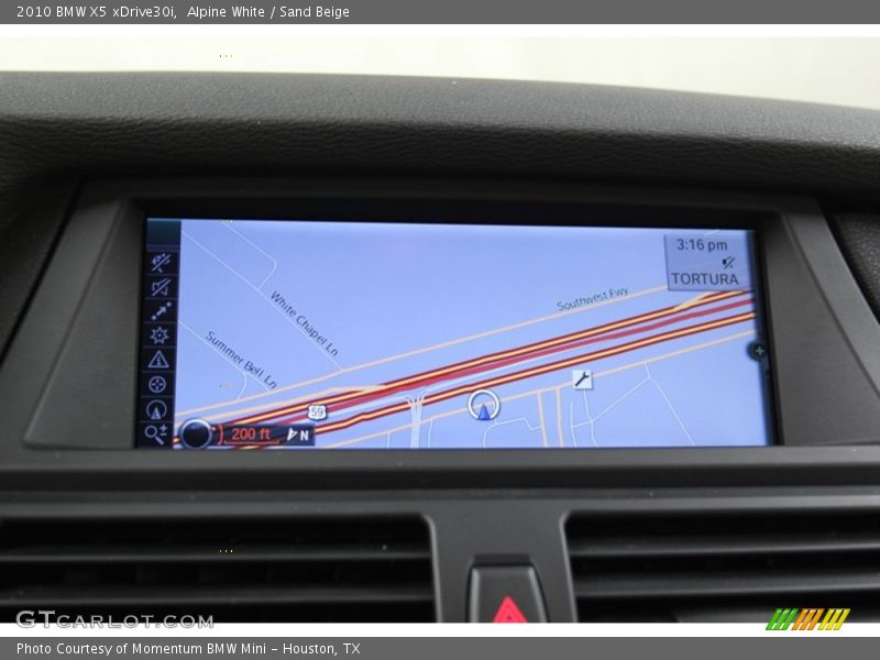 Alpine White / Sand Beige 2010 BMW X5 xDrive30i