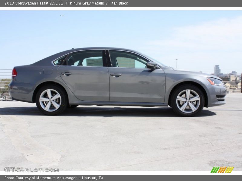 Platinum Gray Metallic / Titan Black 2013 Volkswagen Passat 2.5L SE