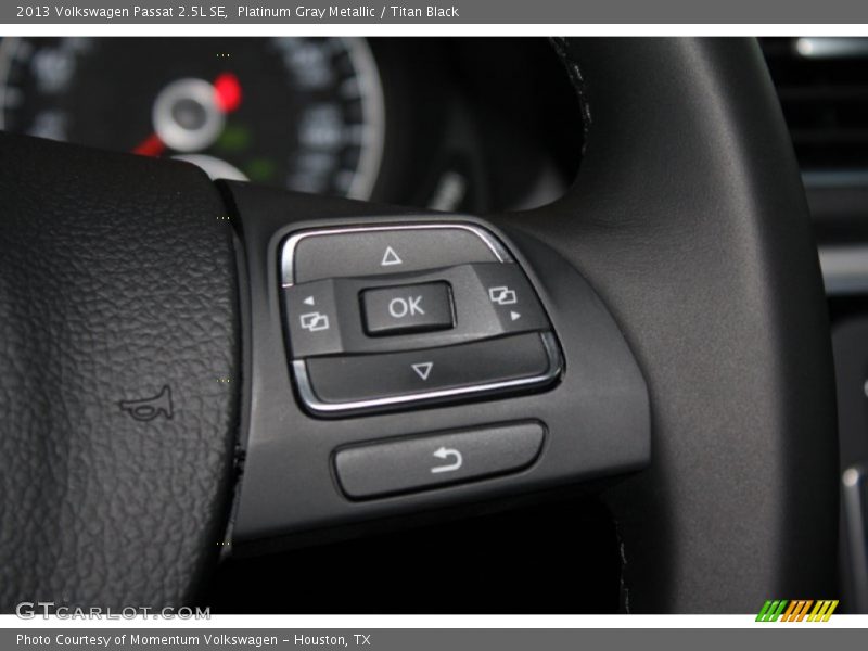 Platinum Gray Metallic / Titan Black 2013 Volkswagen Passat 2.5L SE