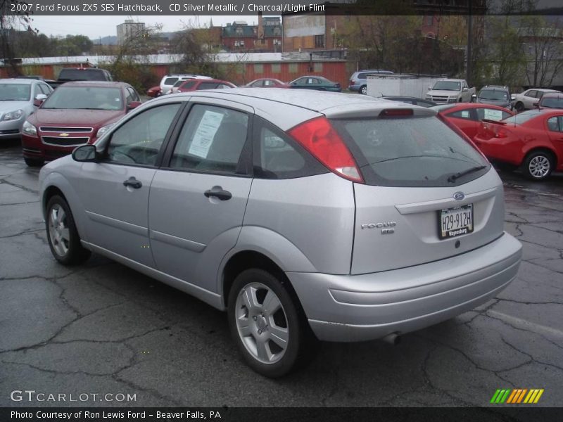 CD Silver Metallic / Charcoal/Light Flint 2007 Ford Focus ZX5 SES Hatchback