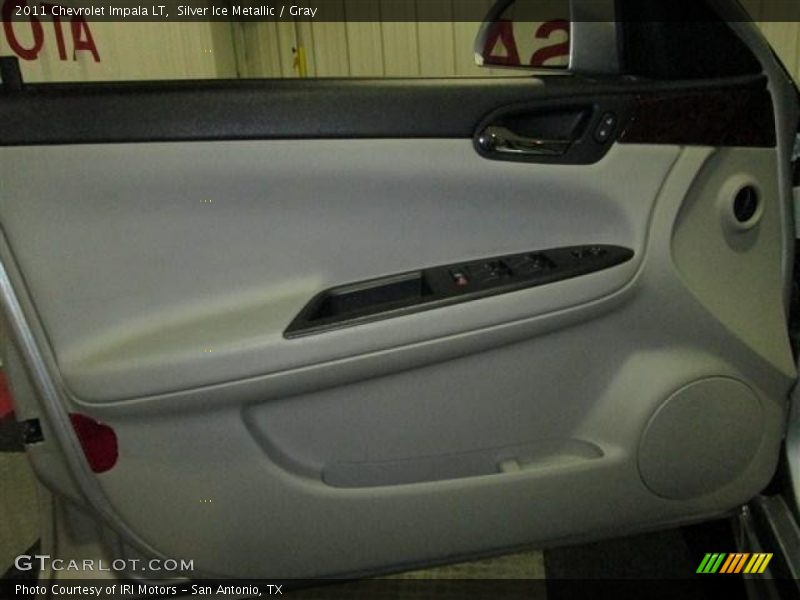 Silver Ice Metallic / Gray 2011 Chevrolet Impala LT