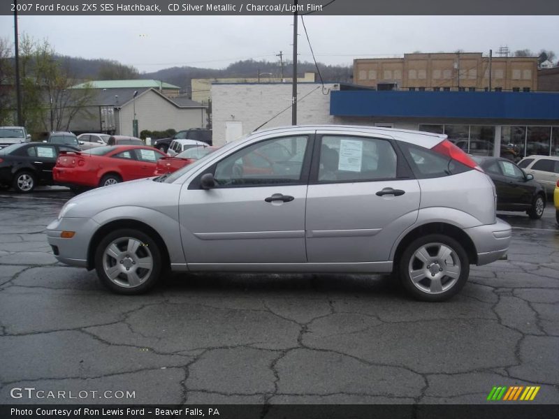 CD Silver Metallic / Charcoal/Light Flint 2007 Ford Focus ZX5 SES Hatchback
