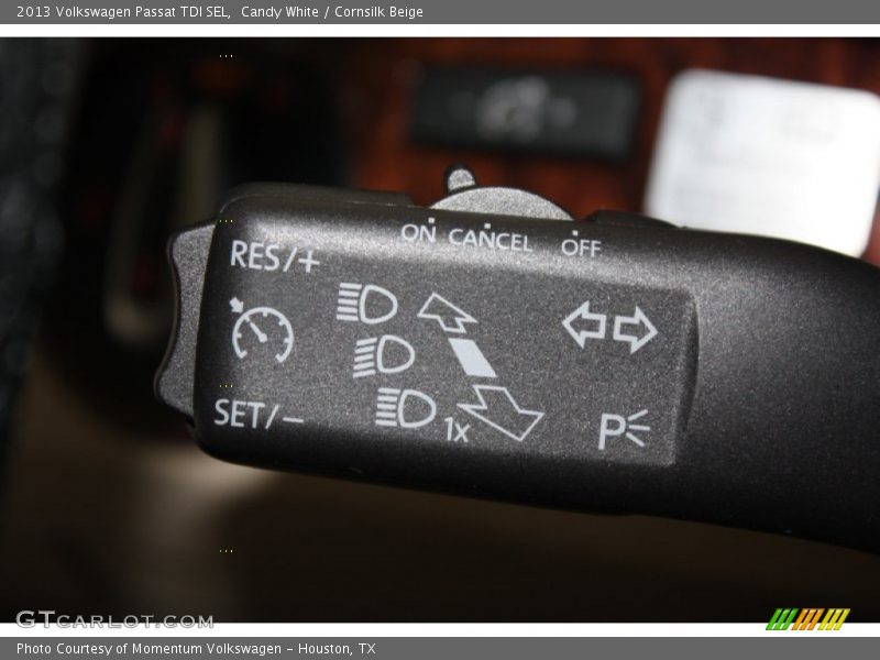 Candy White / Cornsilk Beige 2013 Volkswagen Passat TDI SEL