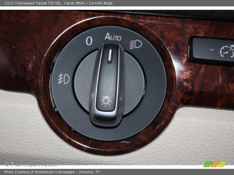 Candy White / Cornsilk Beige 2013 Volkswagen Passat TDI SEL