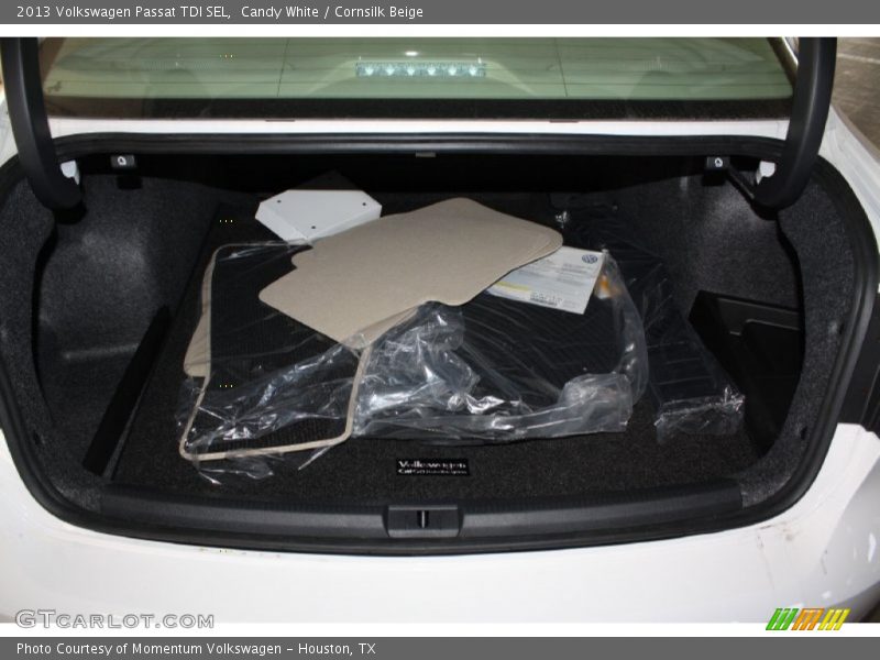 Candy White / Cornsilk Beige 2013 Volkswagen Passat TDI SEL