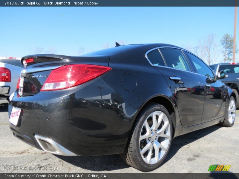 Black Diamond Tricoat / Ebony 2013 Buick Regal GS