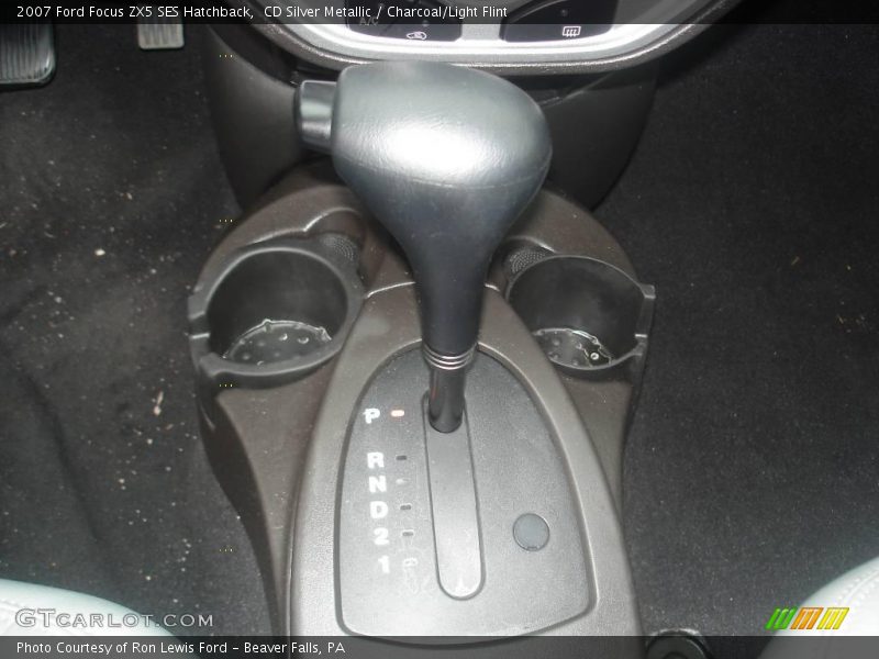 CD Silver Metallic / Charcoal/Light Flint 2007 Ford Focus ZX5 SES Hatchback