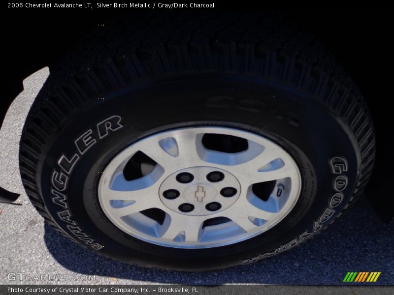 Silver Birch Metallic / Gray/Dark Charcoal 2006 Chevrolet Avalanche LT