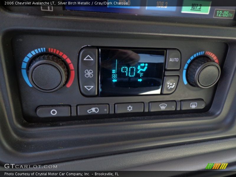 Silver Birch Metallic / Gray/Dark Charcoal 2006 Chevrolet Avalanche LT