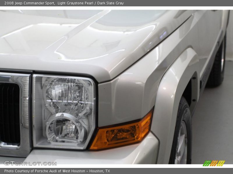 Light Graystone Pearl / Dark Slate Gray 2008 Jeep Commander Sport