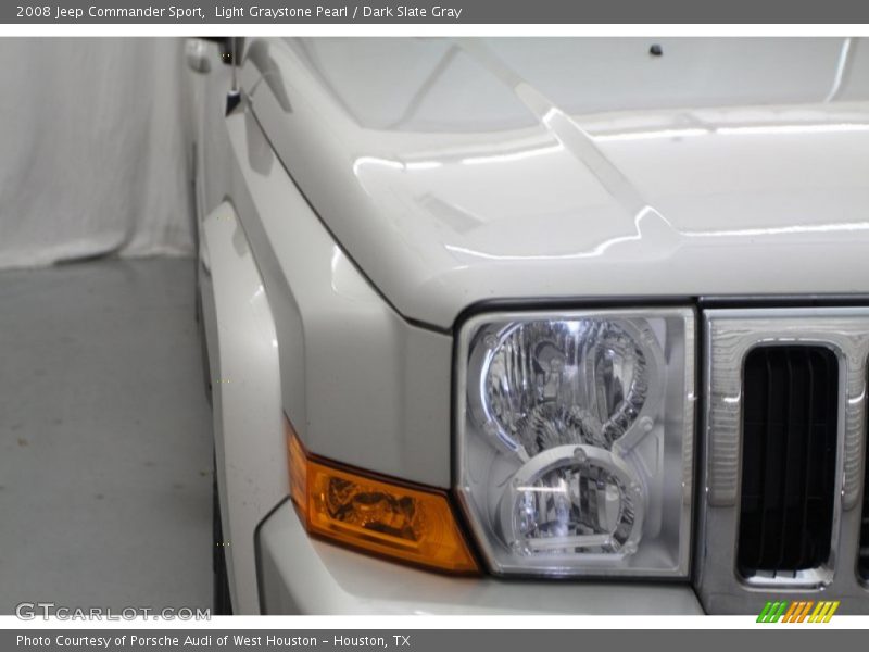 Light Graystone Pearl / Dark Slate Gray 2008 Jeep Commander Sport