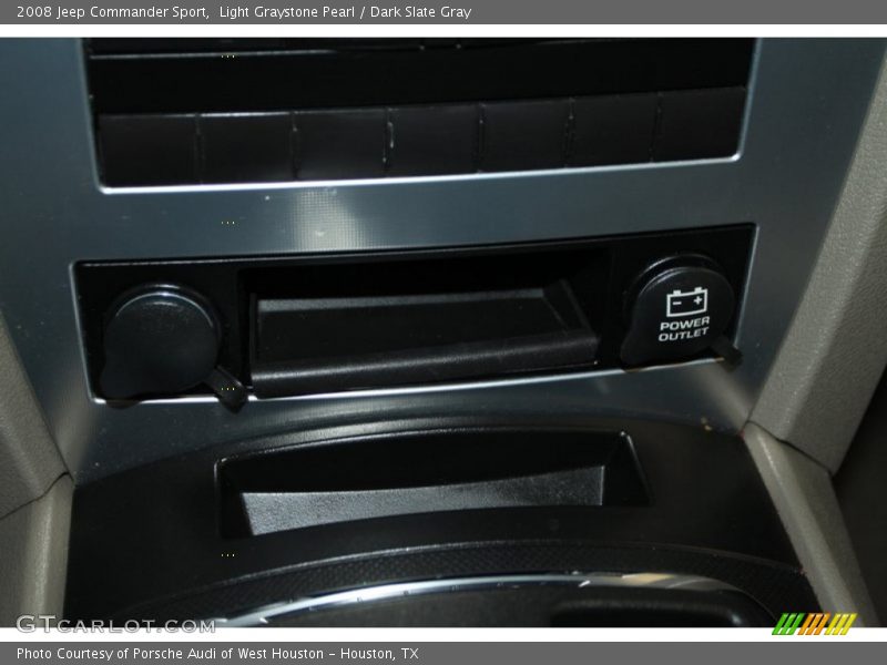 Light Graystone Pearl / Dark Slate Gray 2008 Jeep Commander Sport