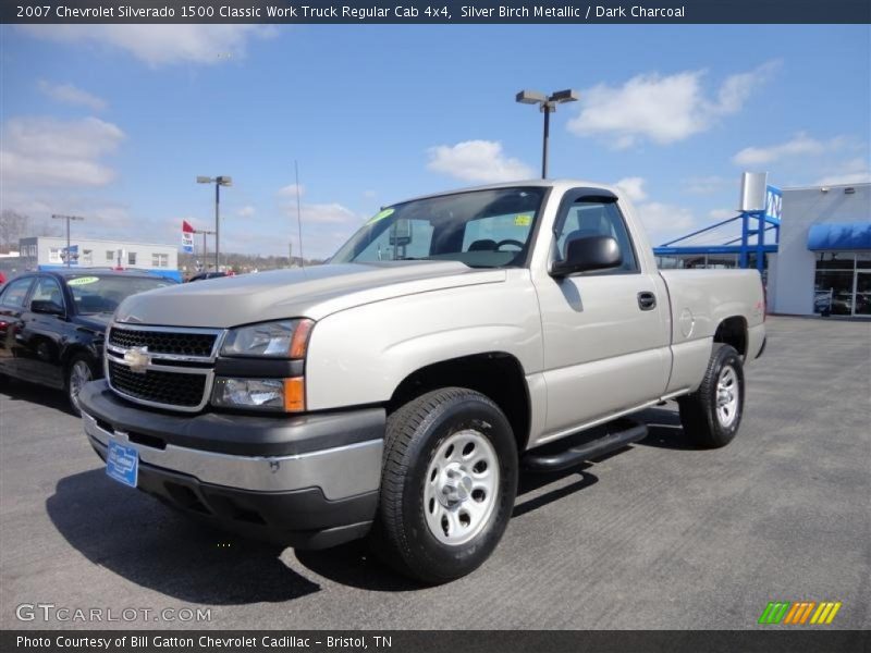 Silver Birch Metallic / Dark Charcoal 2007 Chevrolet Silverado 1500 Classic Work Truck Regular Cab 4x4