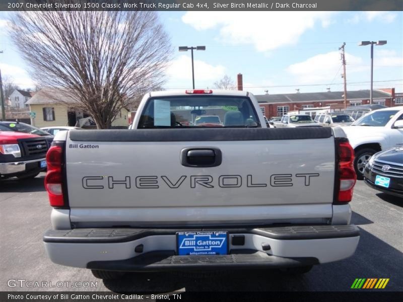 Silver Birch Metallic / Dark Charcoal 2007 Chevrolet Silverado 1500 Classic Work Truck Regular Cab 4x4