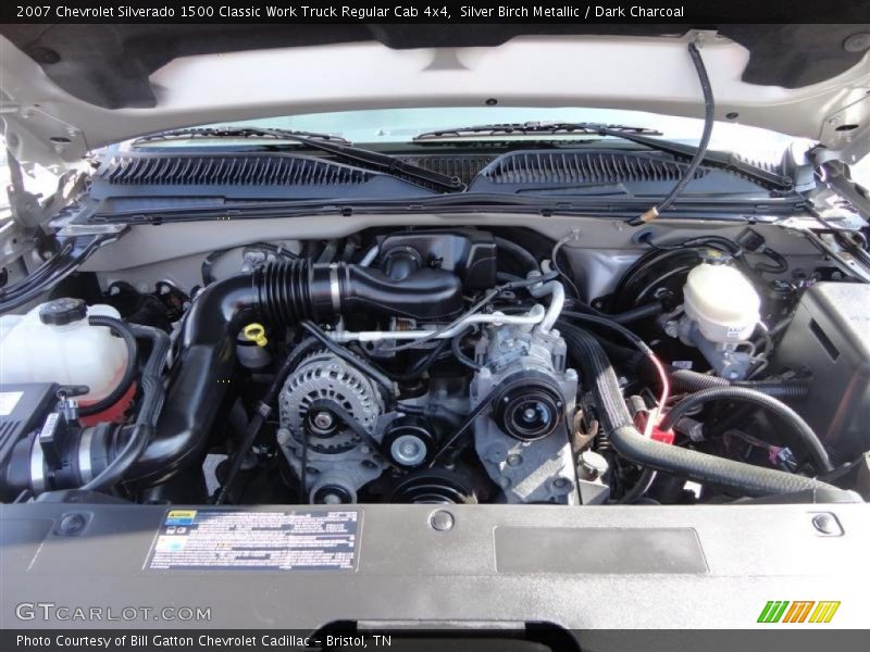 Silver Birch Metallic / Dark Charcoal 2007 Chevrolet Silverado 1500 Classic Work Truck Regular Cab 4x4