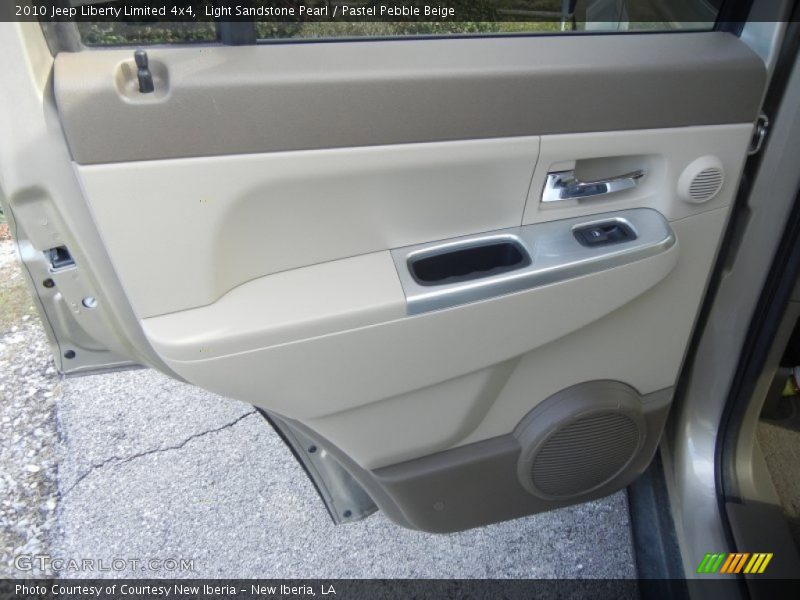 Light Sandstone Pearl / Pastel Pebble Beige 2010 Jeep Liberty Limited 4x4