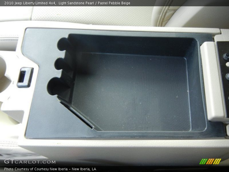 Light Sandstone Pearl / Pastel Pebble Beige 2010 Jeep Liberty Limited 4x4