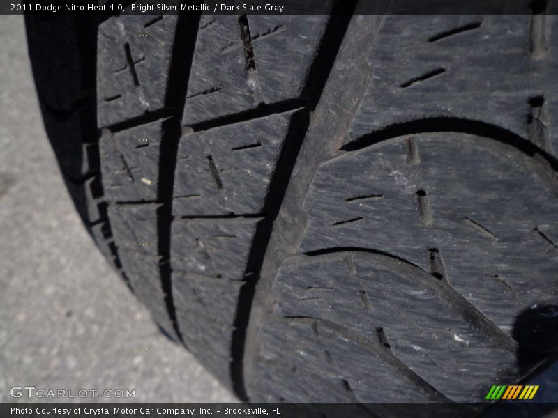 Bright Silver Metallic / Dark Slate Gray 2011 Dodge Nitro Heat 4.0