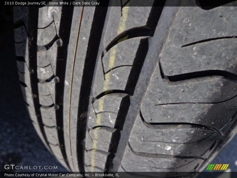 Stone White / Dark Slate Gray 2010 Dodge Journey SE