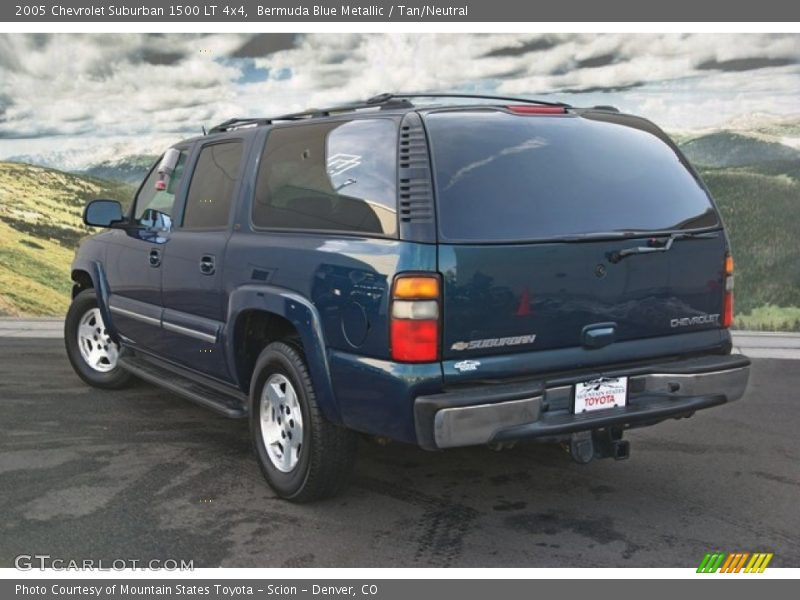 Bermuda Blue Metallic / Tan/Neutral 2005 Chevrolet Suburban 1500 LT 4x4
