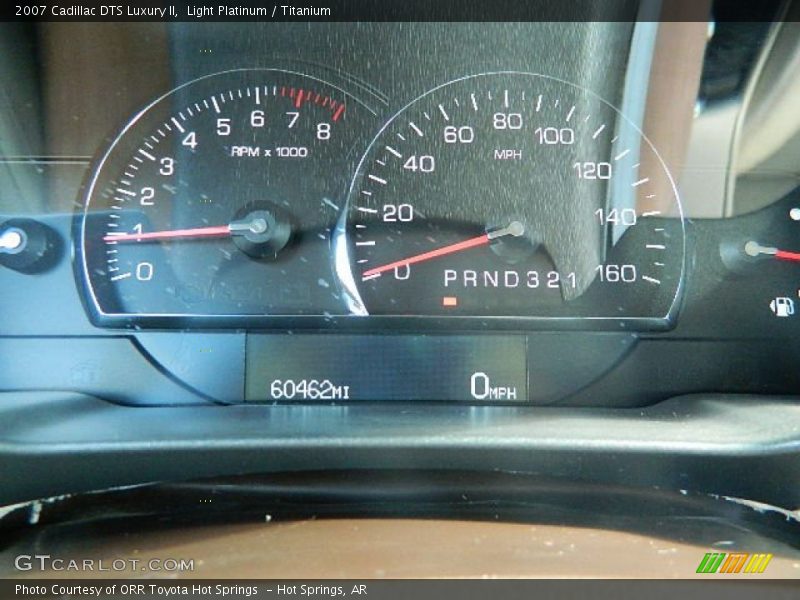 Light Platinum / Titanium 2007 Cadillac DTS Luxury II