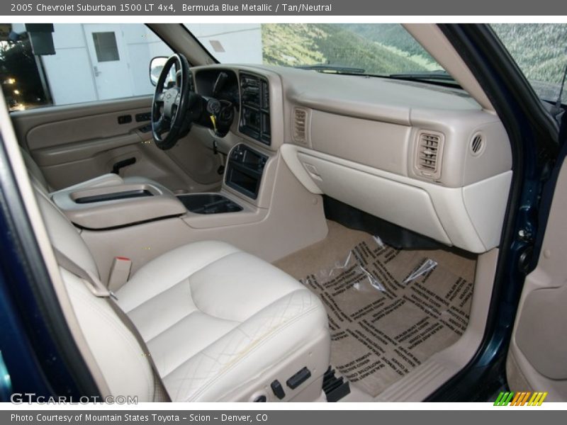 Bermuda Blue Metallic / Tan/Neutral 2005 Chevrolet Suburban 1500 LT 4x4