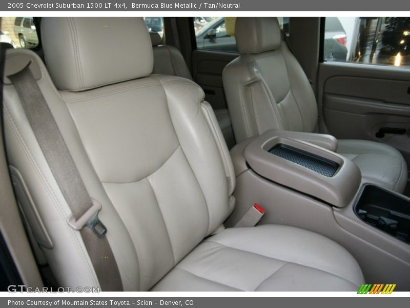 Bermuda Blue Metallic / Tan/Neutral 2005 Chevrolet Suburban 1500 LT 4x4