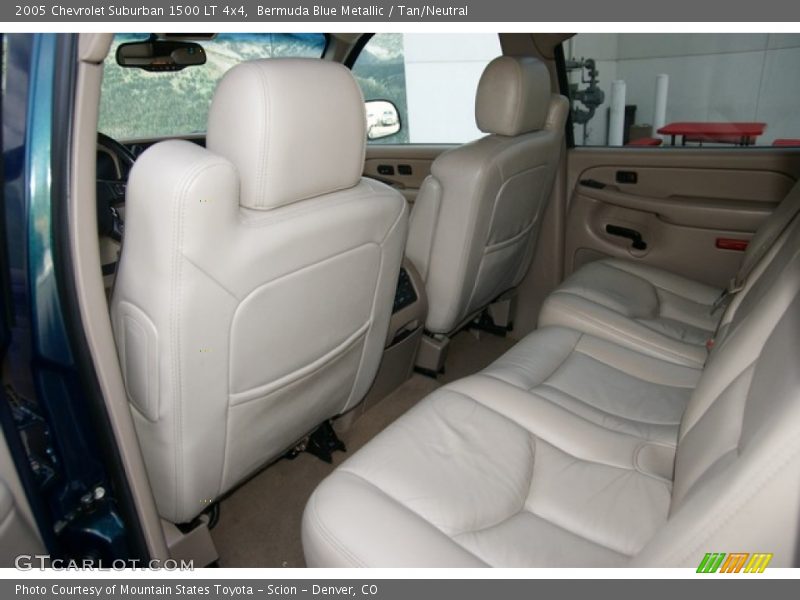 Rear Seat of 2005 Suburban 1500 LT 4x4