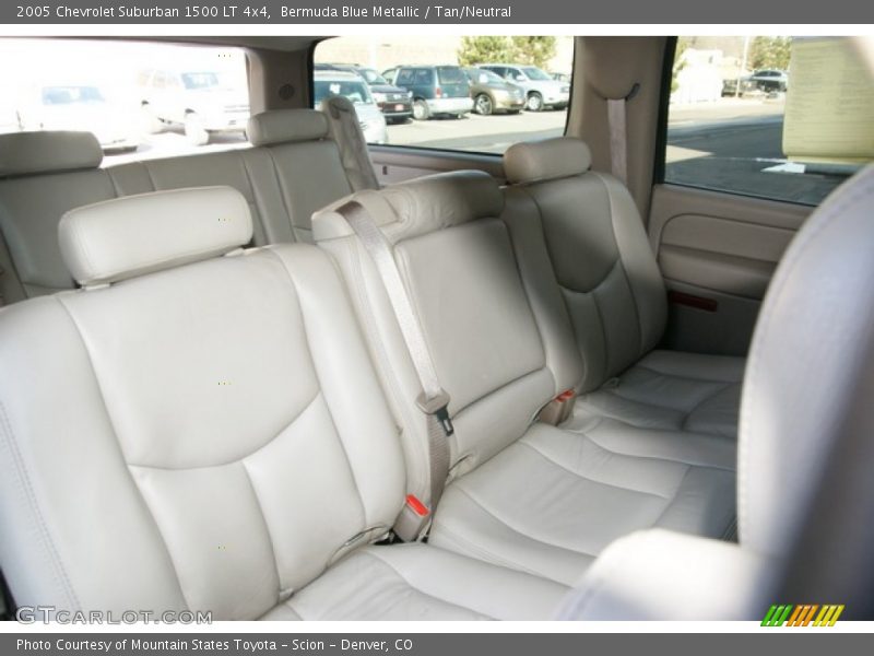 Bermuda Blue Metallic / Tan/Neutral 2005 Chevrolet Suburban 1500 LT 4x4