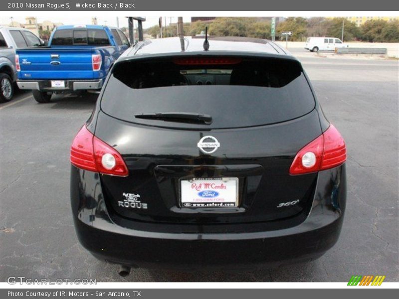 Wicked Black / Black 2010 Nissan Rogue S