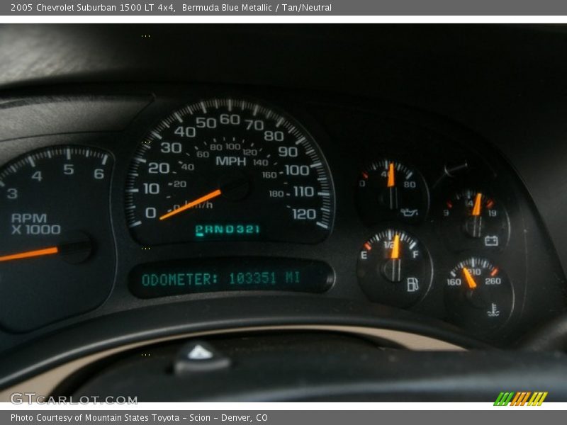 Bermuda Blue Metallic / Tan/Neutral 2005 Chevrolet Suburban 1500 LT 4x4