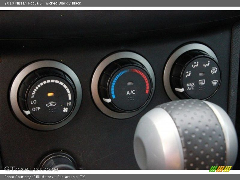 Wicked Black / Black 2010 Nissan Rogue S