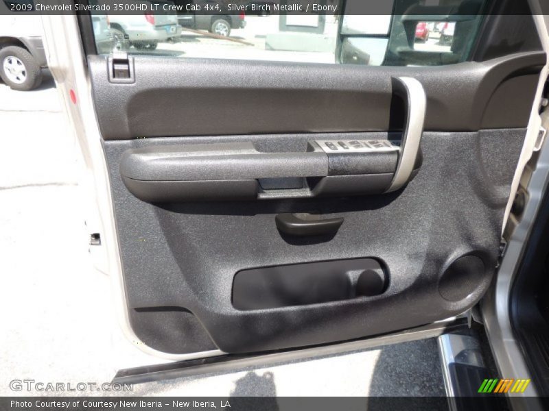 Door Panel of 2009 Silverado 3500HD LT Crew Cab 4x4