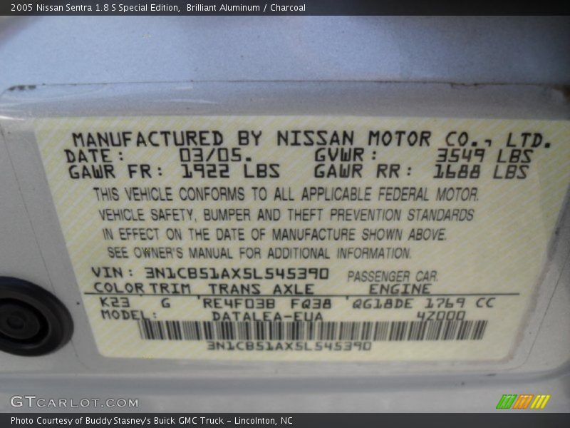Brilliant Aluminum / Charcoal 2005 Nissan Sentra 1.8 S Special Edition
